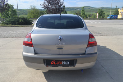 Renault Megane 1.6 LPG DYNAMİQUE 2004 Model Otomatik Vites