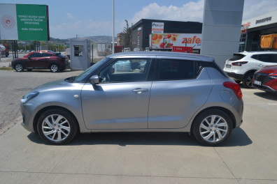 Suzuki Swift 1.2 GL TECHNO 2023 Model Otomatik Vites