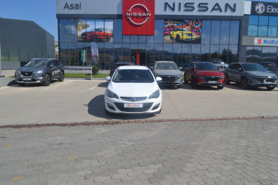 Opel Astra 1.3CDTİ ENJOY 2013 Model Düz Vites