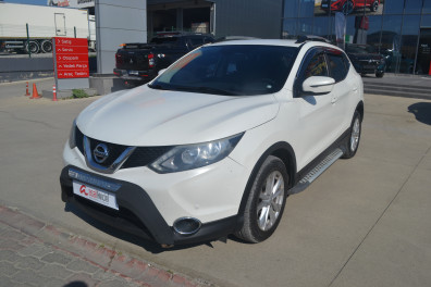 Nissan Qashqai 1.6DCİ TEKNA 2017 Model Otomatik Vites