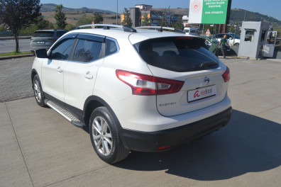 Nissan Qashqai 1.6DCİ TEKNA 2017 Model Otomatik Vites