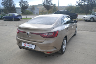 Renault Megane  1.6 JOY 2018 Model Düz Vites