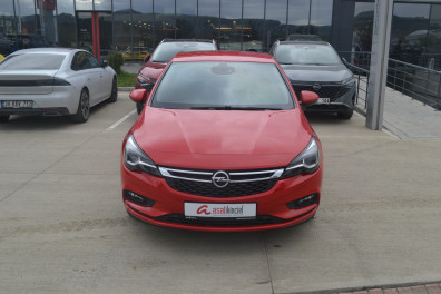 Opel Astra 1.6 CDTİ EXCELLENCE 2016 Model Otomatik Vites