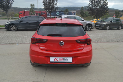 Opel Astra 1.6 CDTİ EXCELLENCE 2016 Model Otomatik Vites