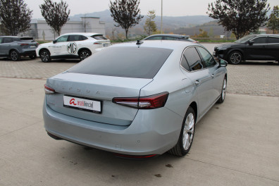 Skoda Superb 1.5TSİ MHEV PRESTİGE 2024 Model Otomatik Vites