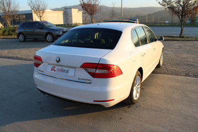 Skoda Superb 1.6TDİ  AMBİTİON 2015 Model Otomatik Vites