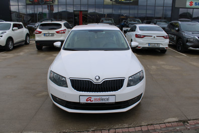 Skoda Octavia 1.6TDİ STYLE CR 2016 Model Otomatik Vites