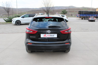 Nissan Qashqai 1.6 DCİ TEKNA 2018 Model Otomatik Vites