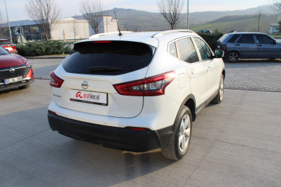 Nissan Qashqai 1.6DCİ TEKNA  2018 Model Otomatik Vites