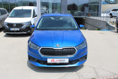 Skoda Fabia 1.0TSİ ELİTE MT 2023 Model Düz Vites