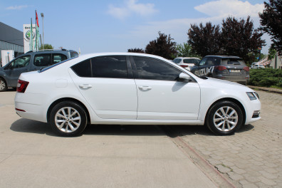 Skoda Octavia 1.6TDİ STYLE 2019 Model Otomatik Vites