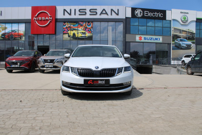 Skoda Octavia 1.6TDİ STYLE 2019 Model Otomatik Vites