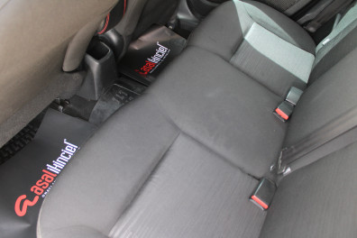 Peugeot 208 1.4HDİ ACTİVE 2014 Model Düz Vites
