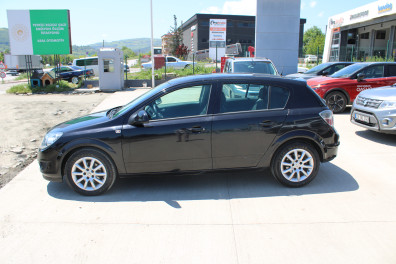 Opel Astra 1.3CDTİ ESSENTİA 2011 Model Düz Vites