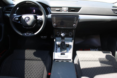 Skoda Superb 1.5TSİ ELİTE 2023 Model Otomatik Vites