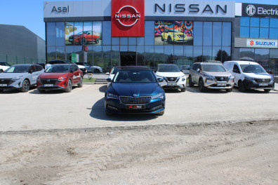 Skoda Superb 1.5TSİ ELİTE 2023 Model Otomatik Vites