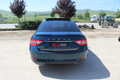 Skoda Superb 1.5TSİ ELİTE 2023 Model Otomatik Vites