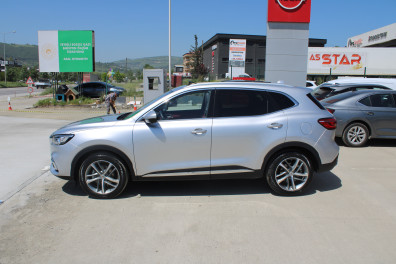 MG HS 1.5T-GDİ LUXURY 2024 Model Otomatik Vites