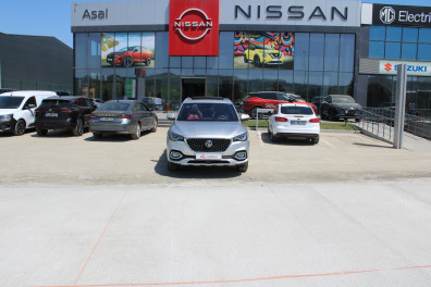 MG HS 1.5T-GDİ LUXURY 2024 Model Otomatik Vites