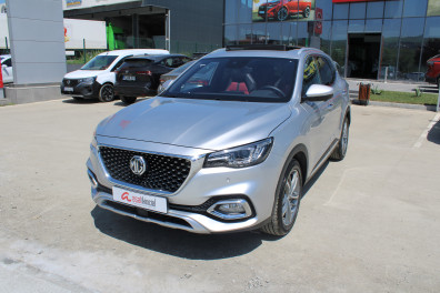 MG HS 1.5T-GDİ LUXURY 2024 Model Otomatik Vites