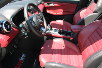 MG HS 1.5T-GDİ LUXURY 2024 Model Otomatik Vites