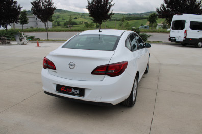Opel Astra  1.6 LPG EDİTİON PLUS 2016 Model Düz Vites