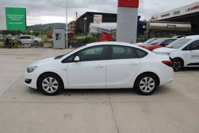 Opel Astra  1.6 LPG EDİTİON PLUS 2016 Model Düz Vites