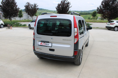 Renault Kangoo Multix 1.5 DCİ EXTREME 2015 Model Düz Vites