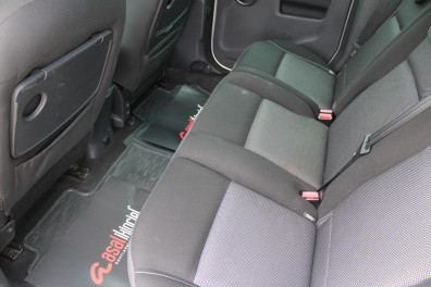 Renault Kangoo Multix 1.5 DCİ EXTREME 2015 Model Düz Vites