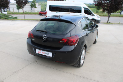 Opel Astra 1.6LPG SPORT ACTİVE SELECT 2010 Model Otomatik Vites
