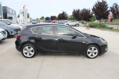 Opel Astra 1.6LPG SPORT ACTİVE SELECT 2010 Model Otomatik Vites