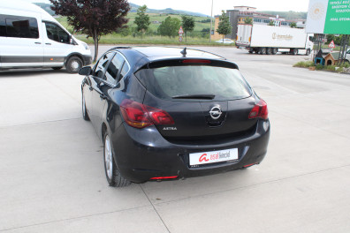 Opel Astra 1.6LPG SPORT ACTİVE SELECT 2010 Model Otomatik Vites