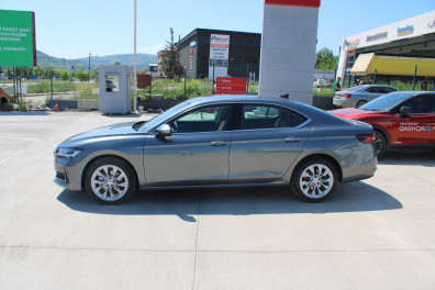 Skoda Superb 1.5TSİ MHEV PRESTİGE 2024 Model Otomatik Vites