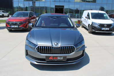 Skoda Superb 1.5TSİ MHEV PRESTİGE 2024 Model Otomatik Vites