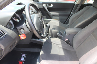 Renault Megane 1.5 DCİ SPORTWAY 2006 Model Düz Vites