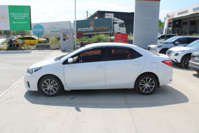 Toyota Corolla 1.33 LPG LİFE 2015 Model Düz Vites