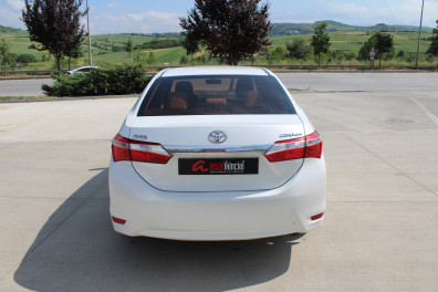 Toyota Corolla 1.33 LPG LİFE 2015 Model Düz Vites