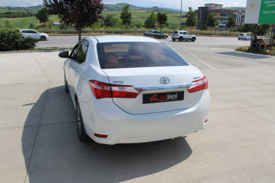 Toyota Corolla 1.33 LPG LİFE 2015 Model Düz Vites