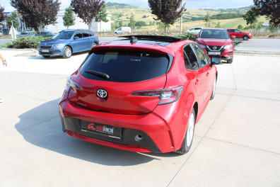Toyota Corolla 1.2T DREAM X-PACK 2021 Model Otomatik Vites