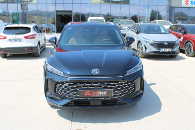 MG HS  1.5 PHEV LUXURY 2024 Model Otomatik Vites
