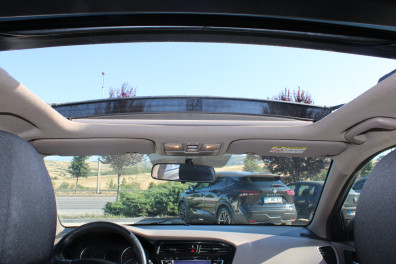 Hyundai i20 1.2MPİ STYLE SUNROOF 2016 Model Düz Vites