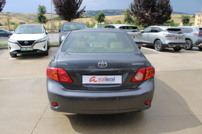Toyota Corolla 1.4D-4D ELEGANT 2010 Model Otomatik Vites