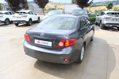 Toyota Corolla 1.4D-4D ELEGANT 2010 Model Otomatik Vites