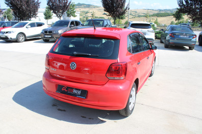 Volkswagen Polo  1.2 TRENDLİNE 2013 Model Düz Vites