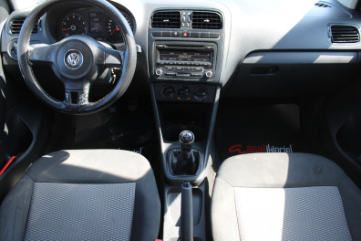 Volkswagen Polo  1.2 TRENDLİNE 2013 Model Düz Vites