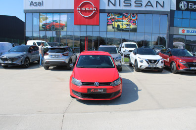 Volkswagen Polo  1.2 TRENDLİNE 2013 Model Düz Vites