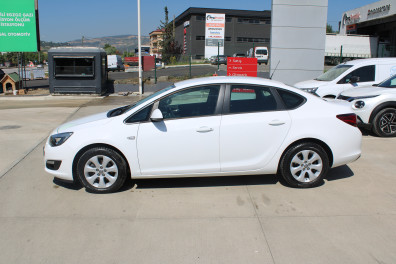 Opel Astra 1.6 LPG EDİTİON PLUS 2018 Model Düz Vites
