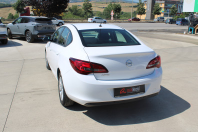 Opel Astra 1.6 LPG EDİTİON PLUS 2018 Model Düz Vites