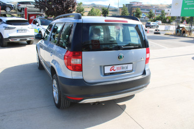 Skoda Yeti 1.6 TDİ AMBİTİON 2012 Model Düz Vites