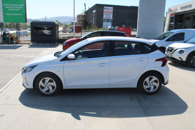Hyundai i20 1.4 MPI JUMP  2022 Model Otomatik Vites